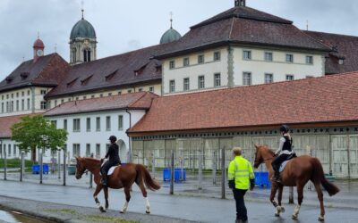 Herzliche Gratulation den Absolventinnen und Absolventen der Grundausbildung Pferd